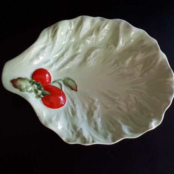 Carlton ware Cabbage leaf dish with Tomato design - Picture 7 of 9